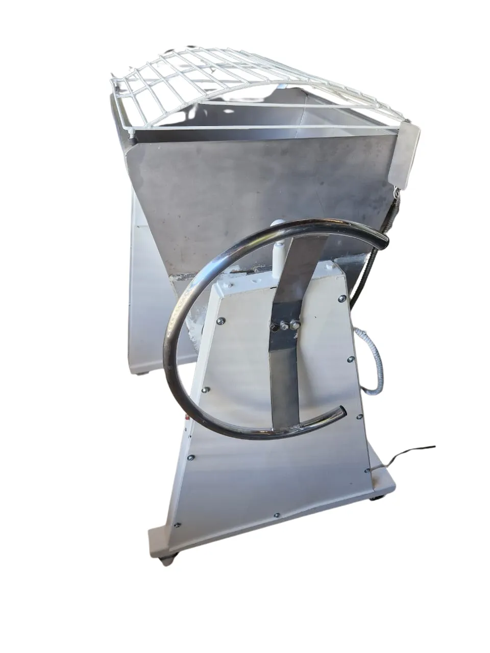 Foto real 1 — Masseira Gastromaq 60kg